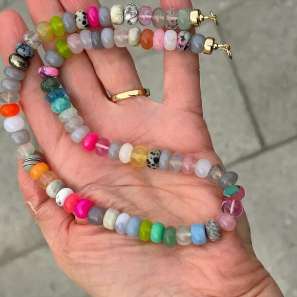 Lynn Rachel Rose beaded necklace with 14 K solid gold jump rings/end caps. - Picture 3 of 8